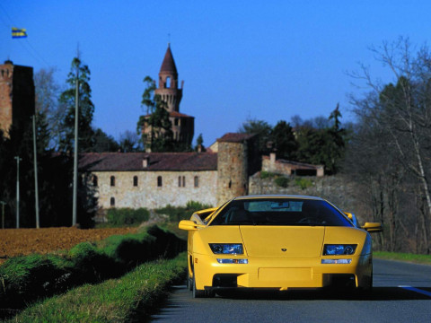 Lamborghini Diablo фото