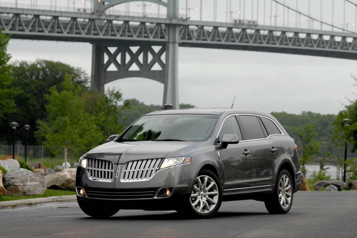 Lincoln MKT фото 68990