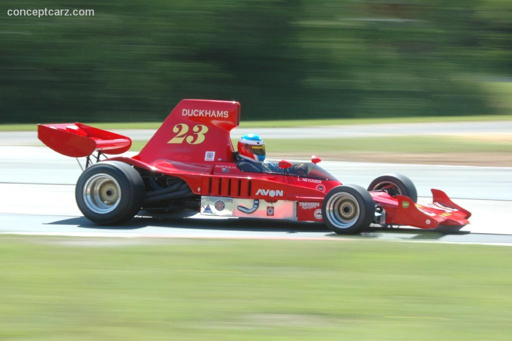 Lola T332 Formula 5000 фото 23877