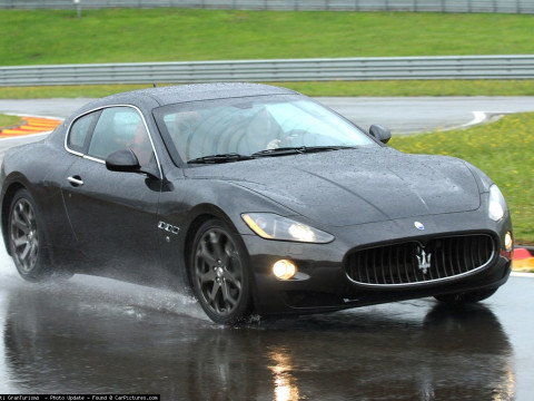Maserati GranTurismo фото