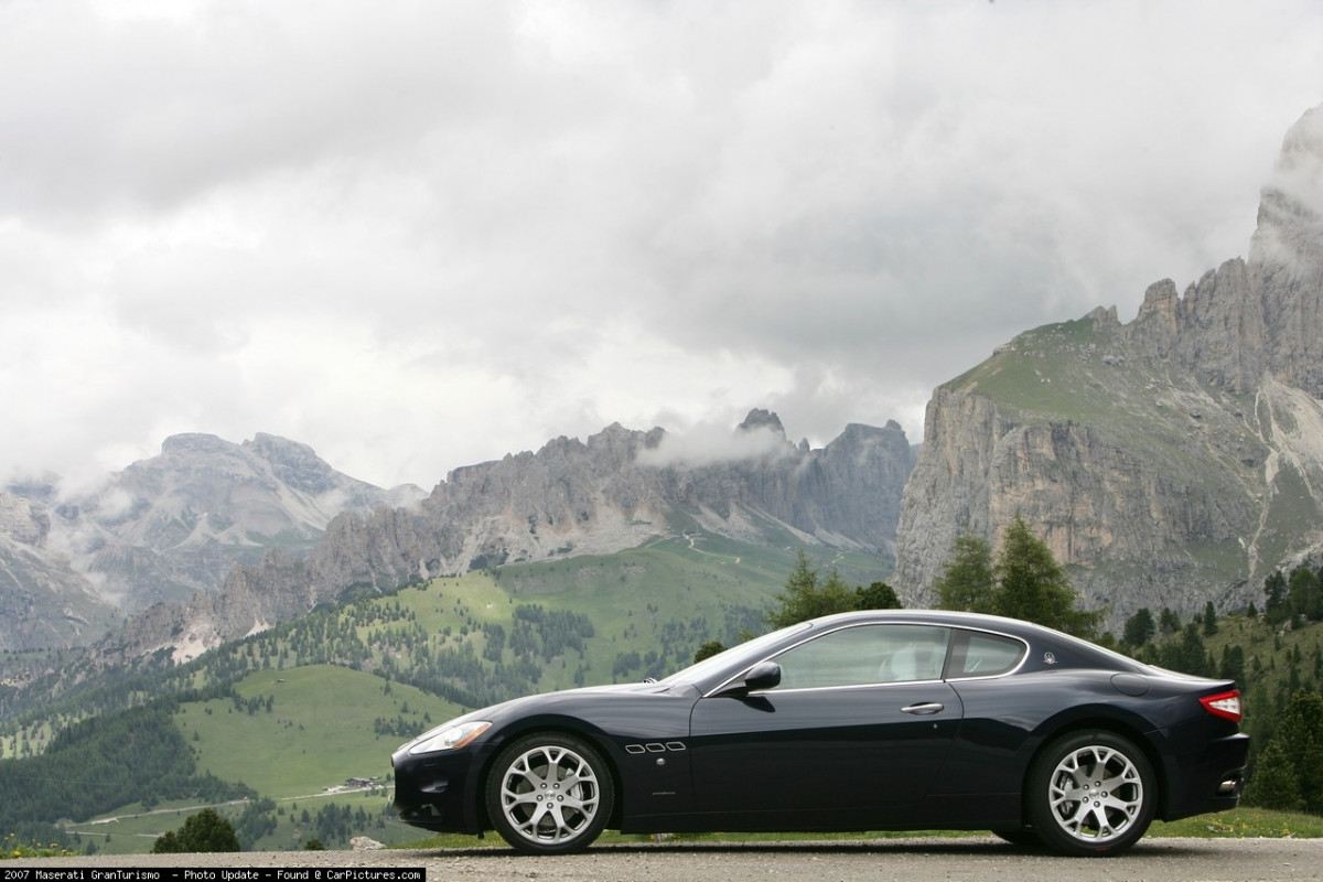 Maserati GranTurismo фото 46099