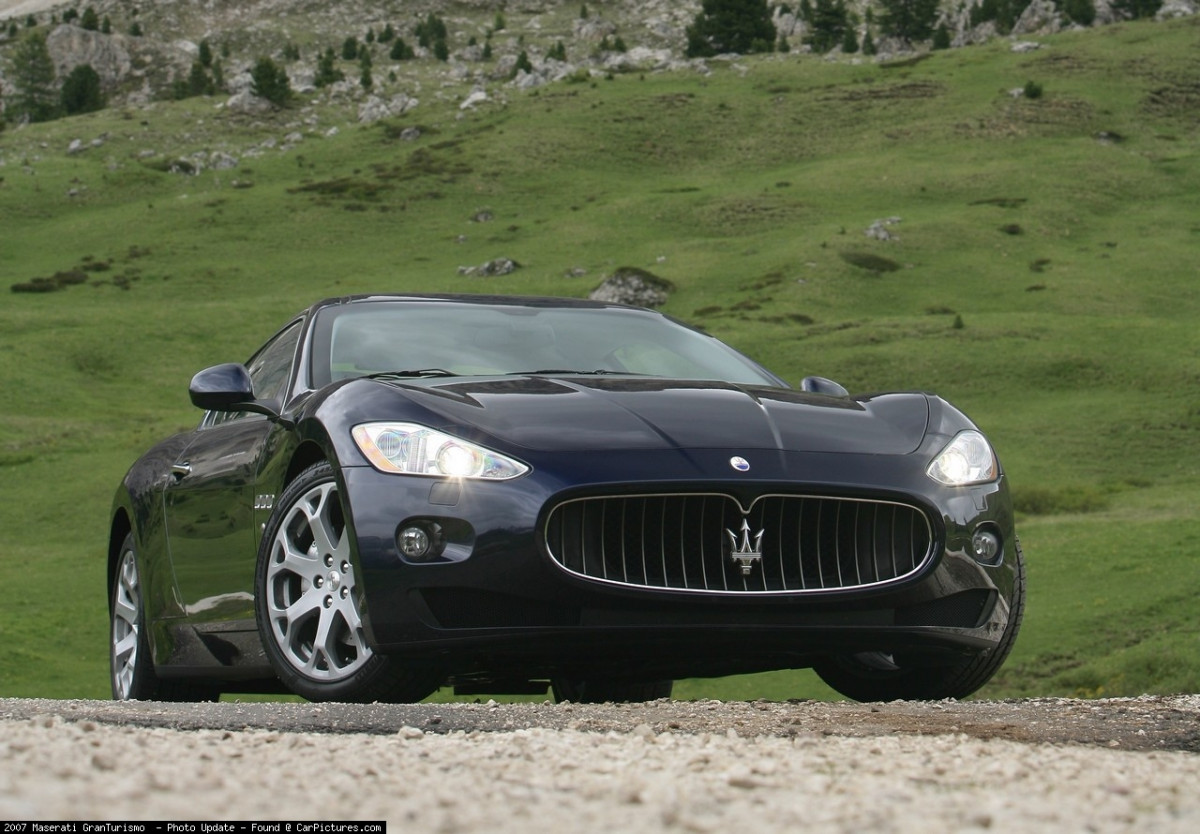 Maserati GranTurismo фото 46100