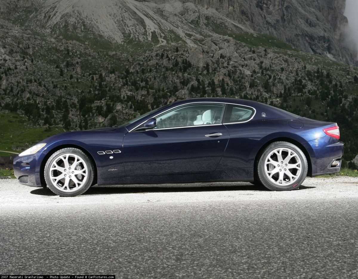 Maserati GranTurismo фото 46101