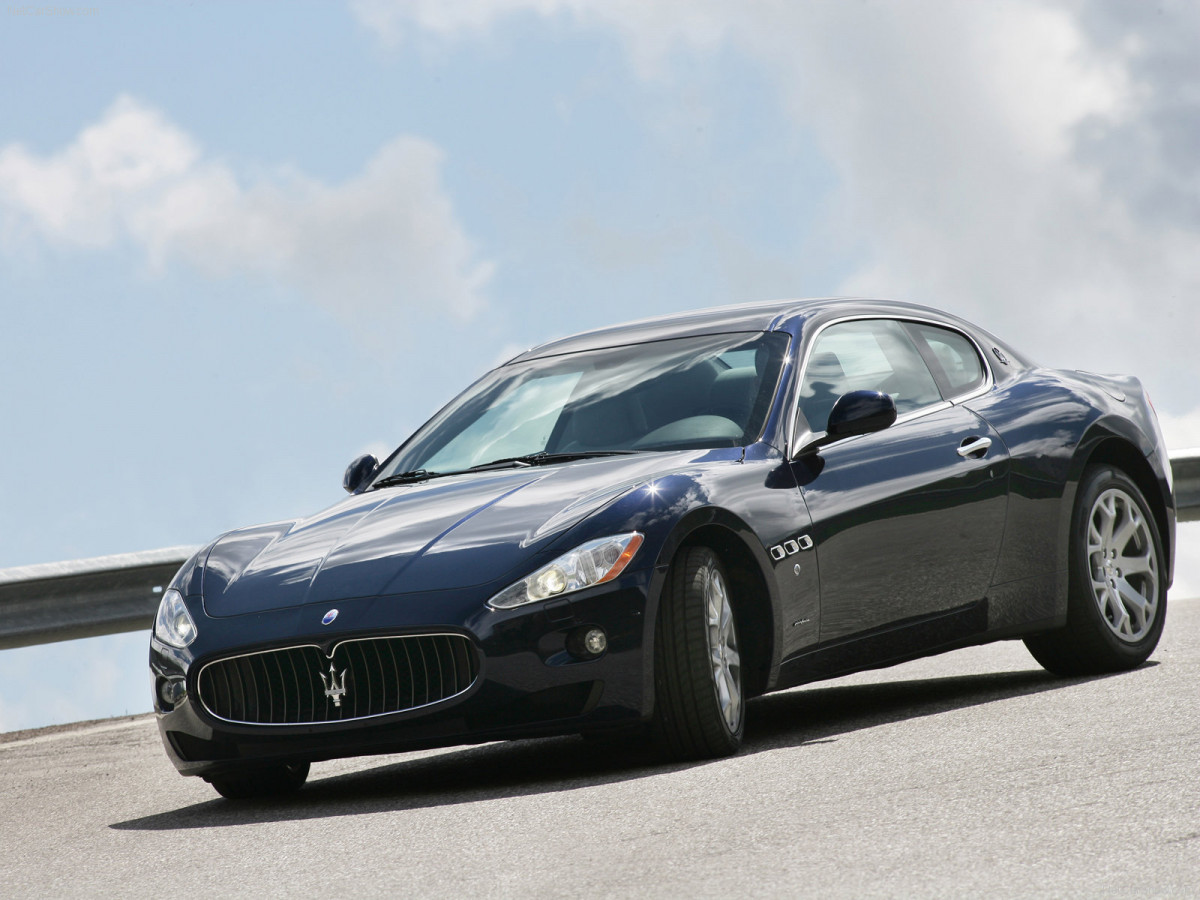 Maserati GranTurismo фото 47393