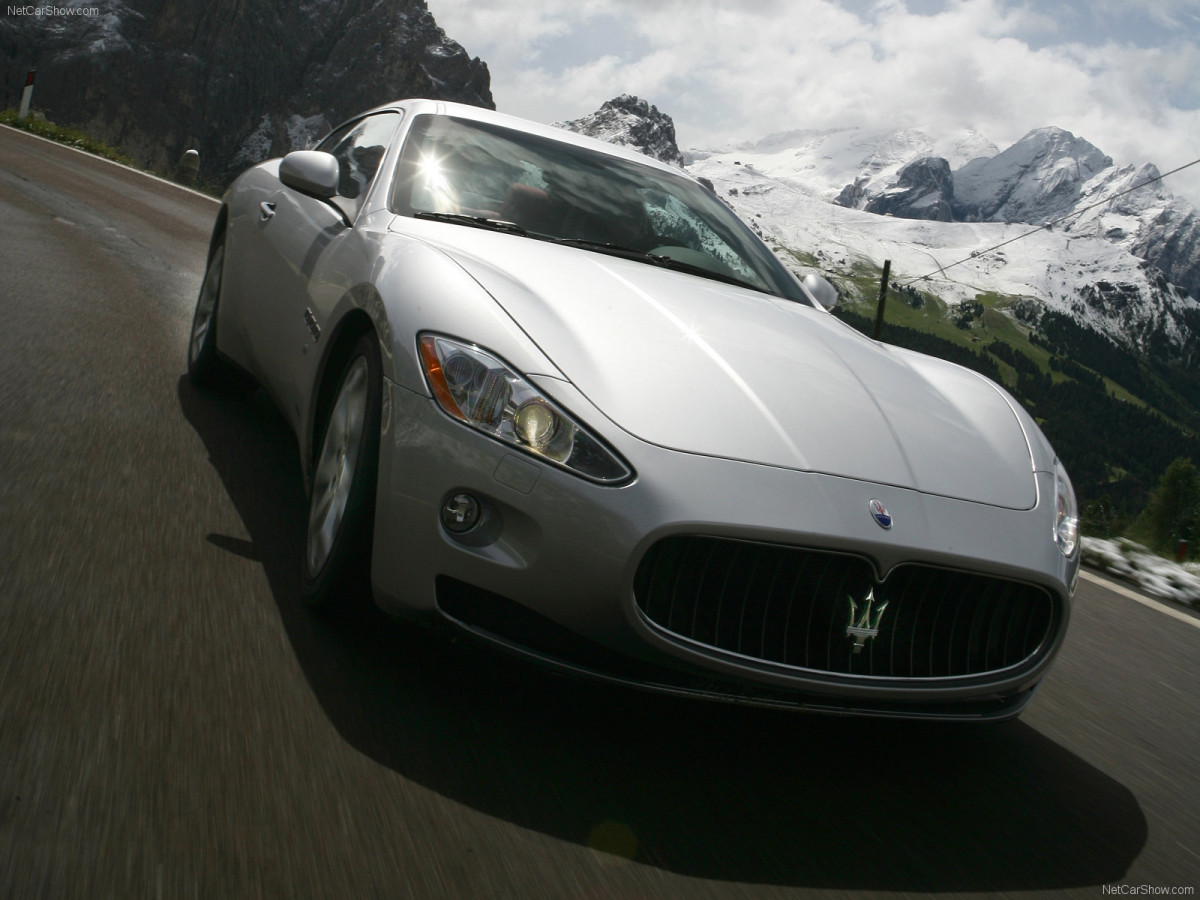 Maserati GranTurismo фото 47396