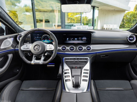 Mercedes-Benz AMG GT 4-Door фото