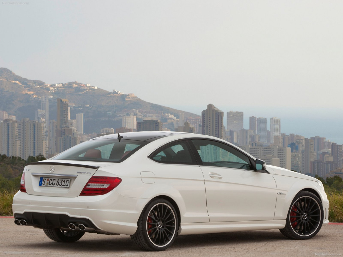 Mercedes-Benz C63 AMG Coupe фото 81693