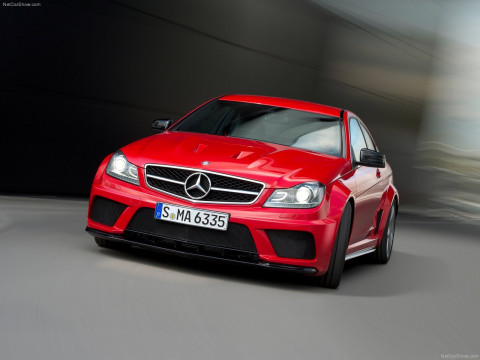 Mercedes-Benz C63 AMG Coupe фото