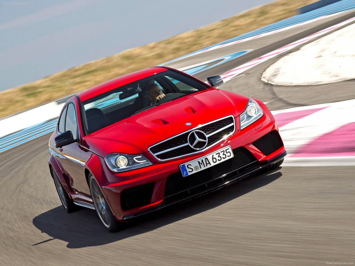 Mercedes-Benz C63 AMG Coupe фото 85943
