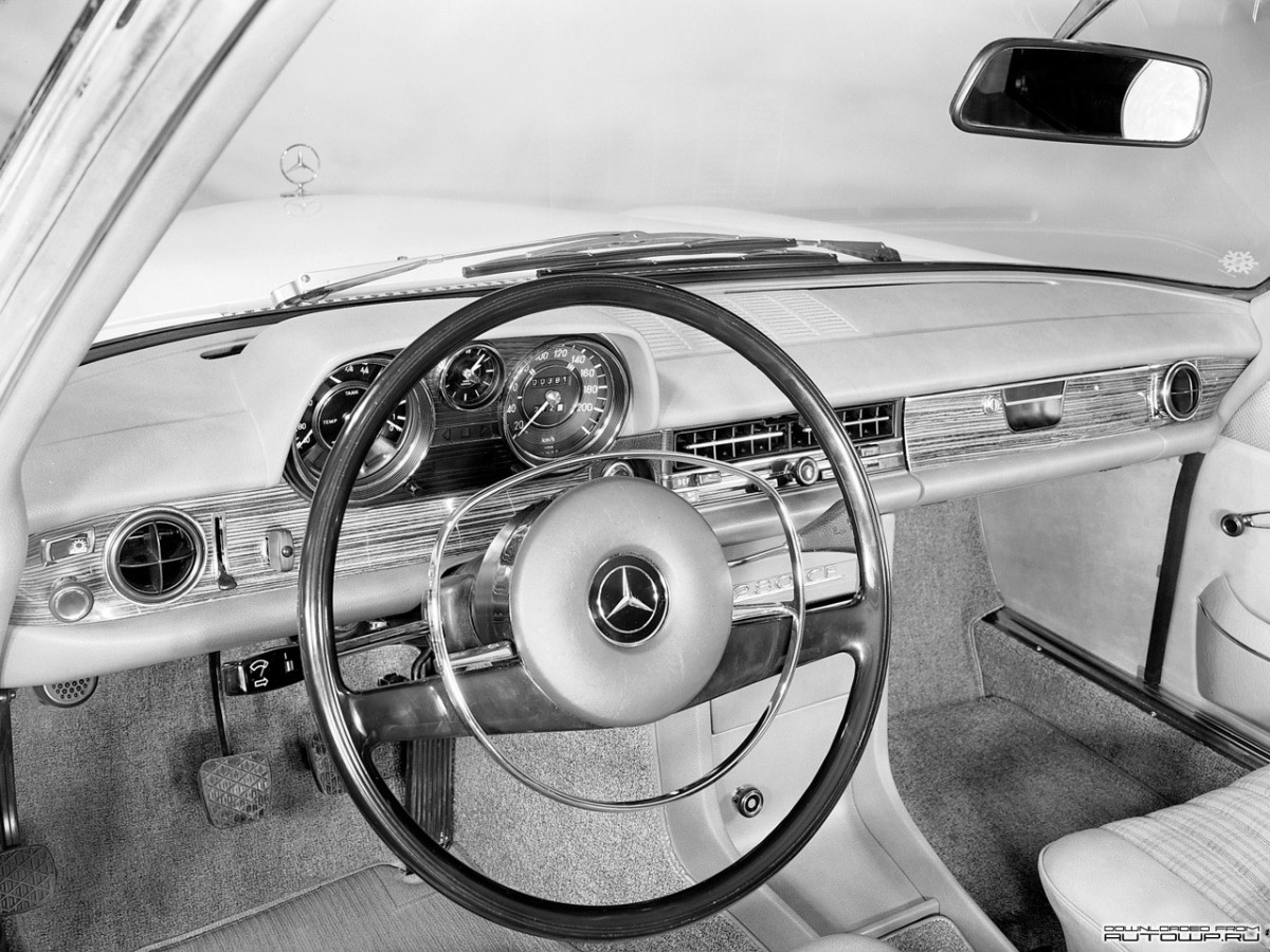 Mercedes-Benz E-Class W114 W115 фото 62592