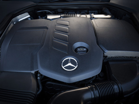 Mercedes-Benz E-Class фото