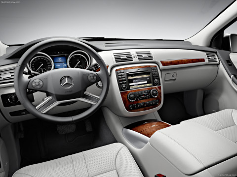 Mercedes-Benz R-Class фото