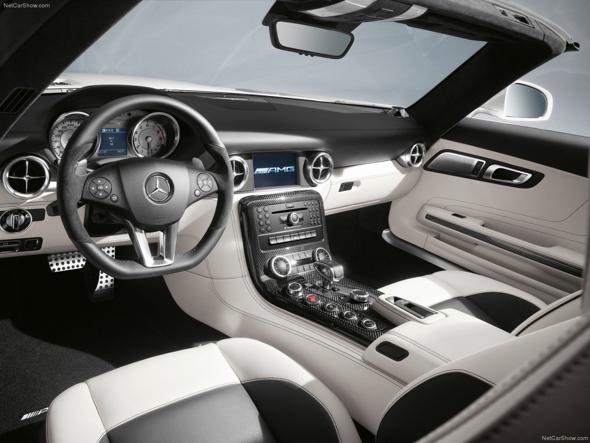 Mercedes-Benz SLS AMG Roadster фото 84079