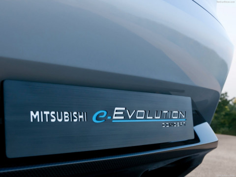 Mitsubishi e-Evolution Concept фото