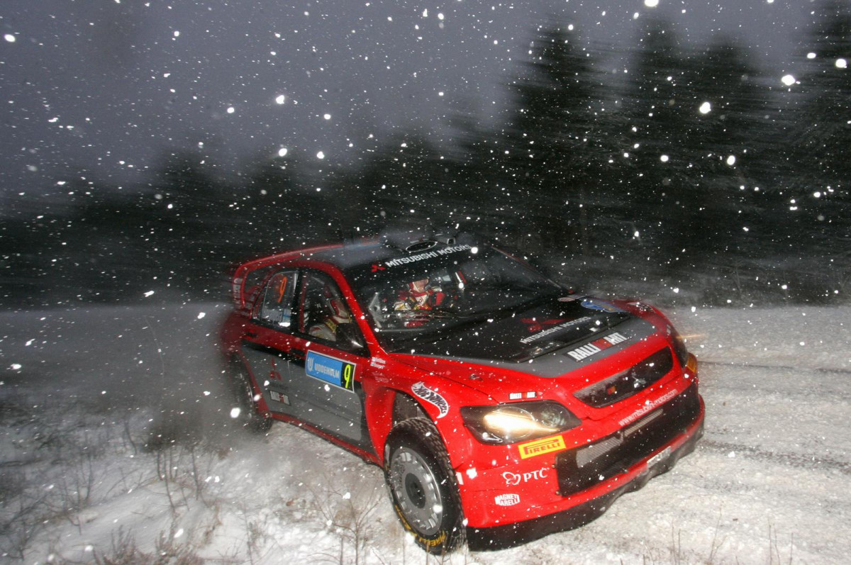 Mitsubishi Lancer WRC фото 30332
