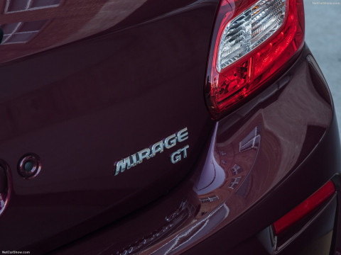 Mitsubishi Mirage фото