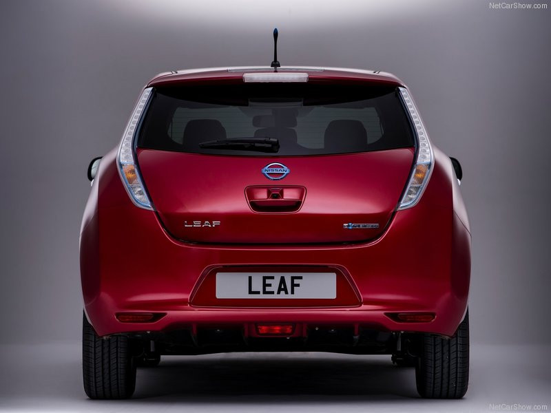 Nissan Leaf фото 103086