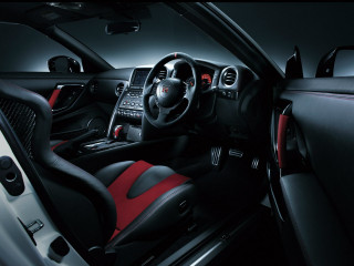 Nissan Nismo GT-R  фото