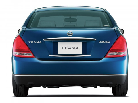 Nissan Teana фото