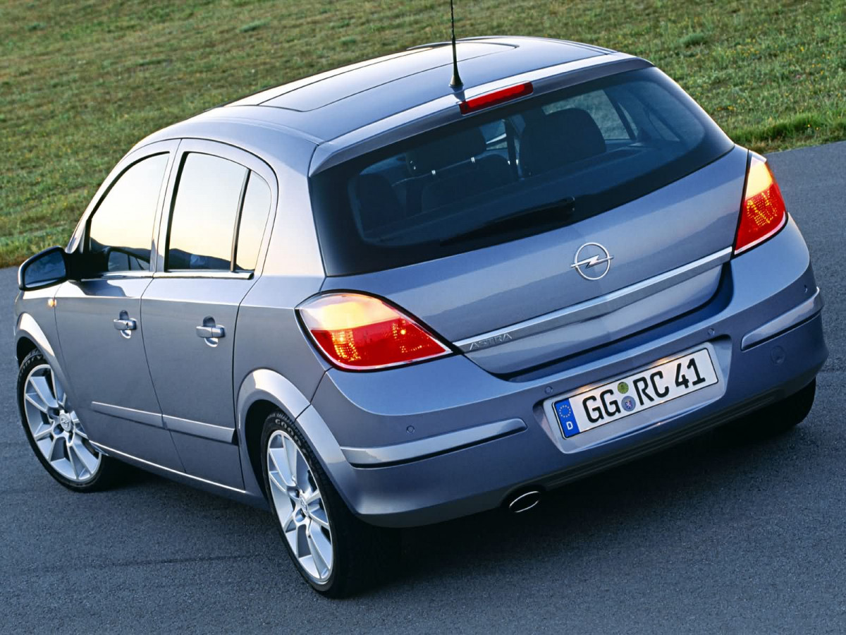 Opel Astra фото 5382