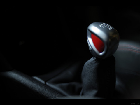 Peugeot 208 GTi фото
