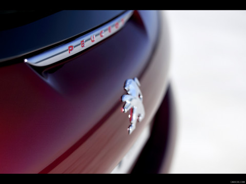 Peugeot 208 GTi фото