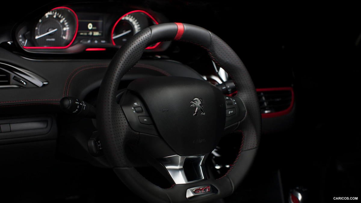 Peugeot 208 GTi фото 128059