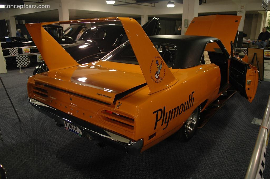 Plymouth Road Runner Superbird фото 24754