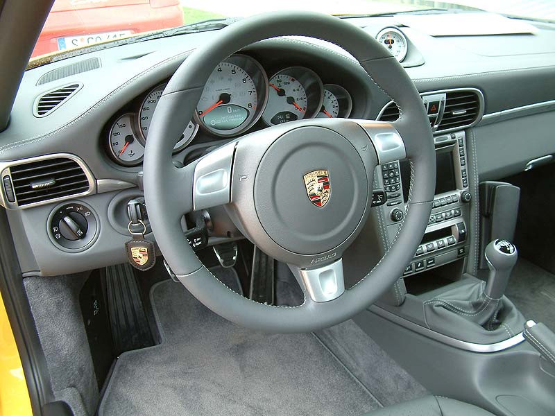 Porsche 911 Carrera фото 15459