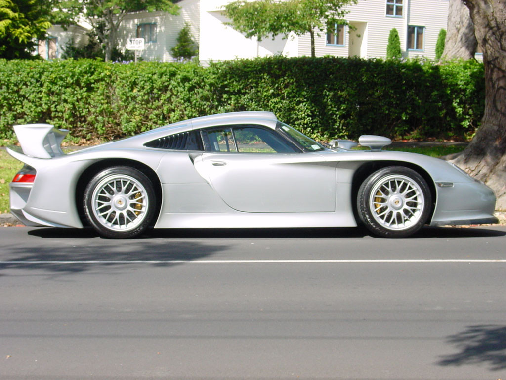 Porsche 911 GT1 фото 15281
