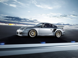 Porsche 911 GT2 RS фото