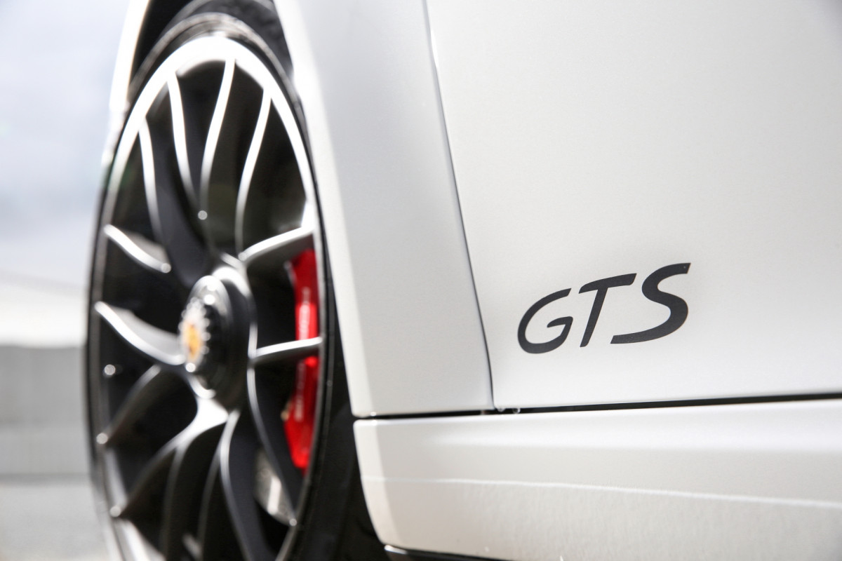 Porsche 911 GTS фото 185038