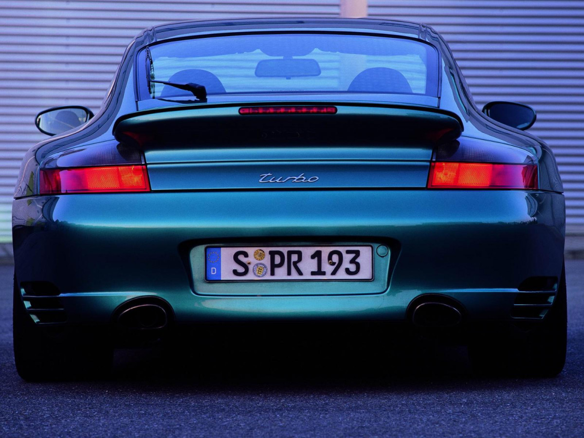 Porsche 911 Turbo фото 15319
