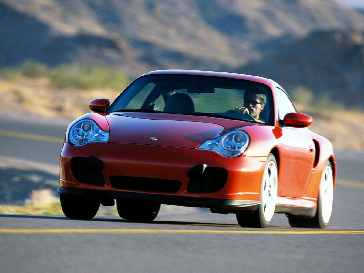 Porsche 911 Turbo фото 8447