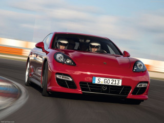 Porsche Panamera GTS фото
