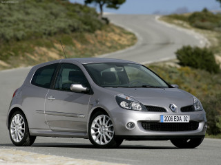 Renault Clio Sport фото