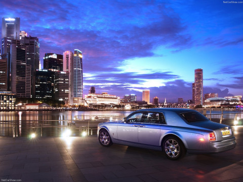 Rolls-Royce 102EX фото