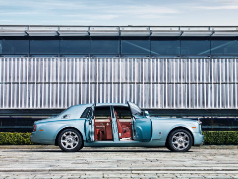 Rolls-Royce 102EX фото