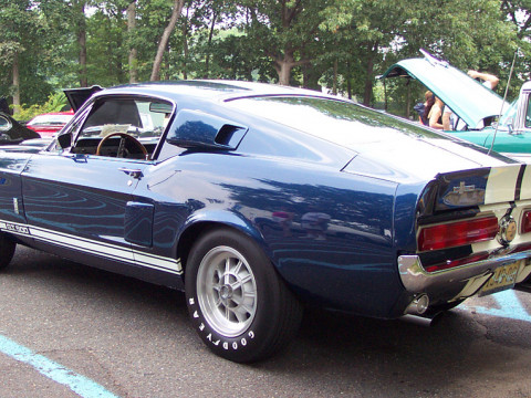 Shelby Super Cars Mustang GT500 фото