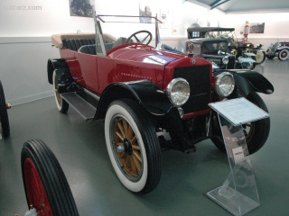 Standard Model E Touring фото