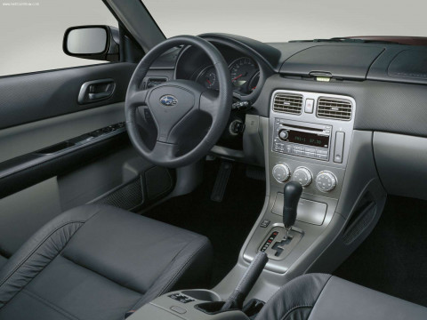 Subaru Forester фото