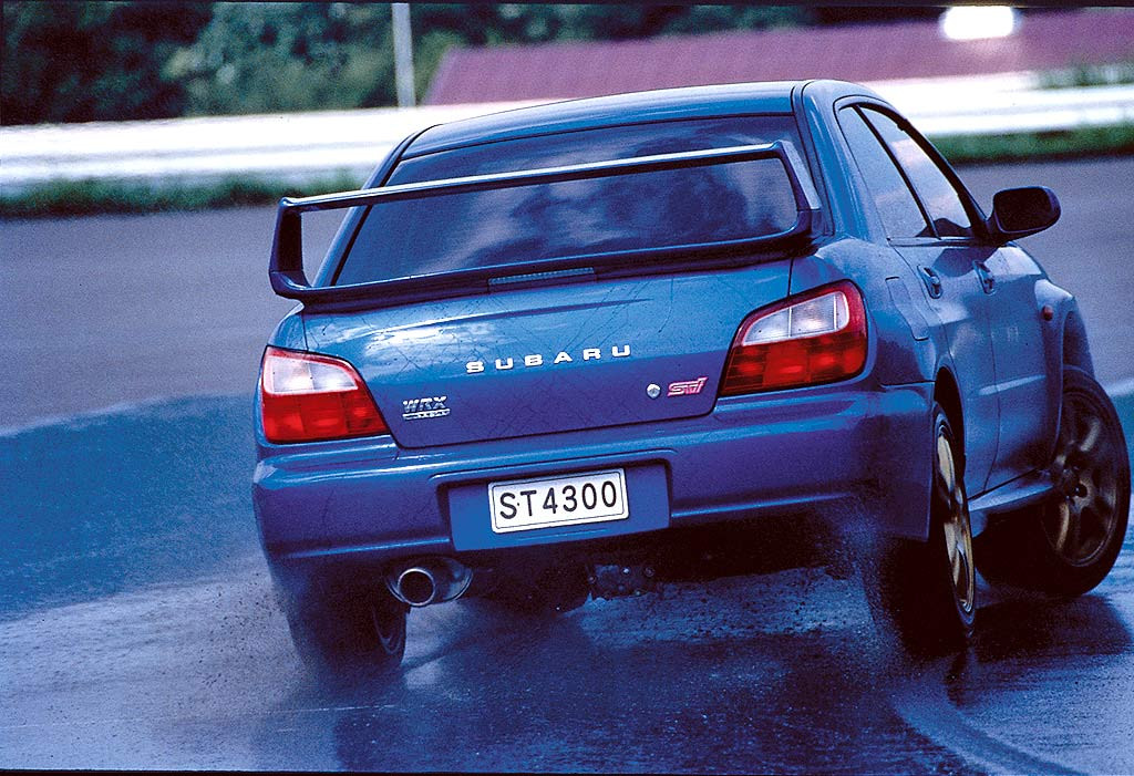 Subaru Impreza WRX фото 13396