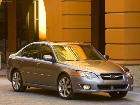 Subaru Legacy фото