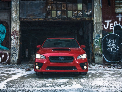 Subaru WRX фото