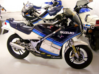 Suzuki RG250Г фото
