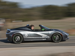 Tesla Roadster TAG Heuer фото