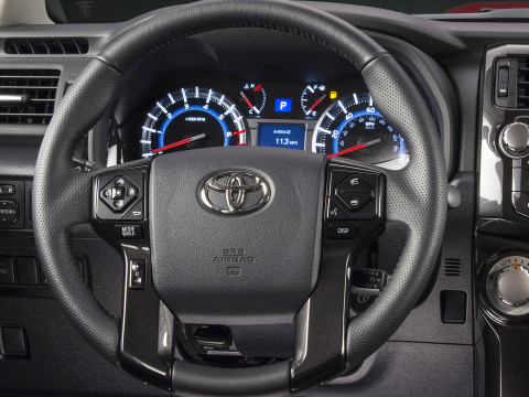 Toyota 4Runner фото