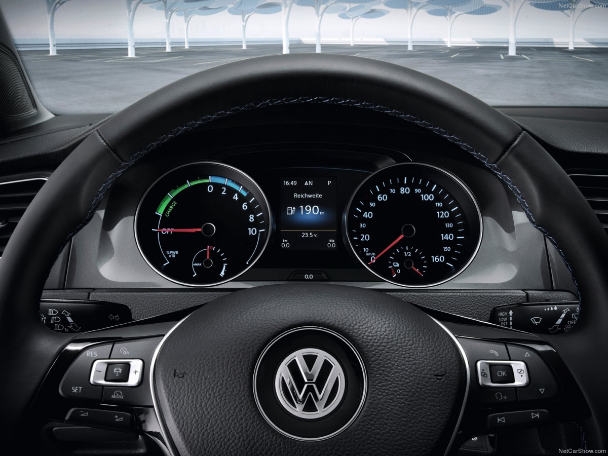 Volkswagen e-Golf фото 120267