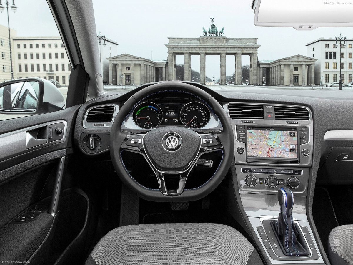 Volkswagen e-Golf фото 120269