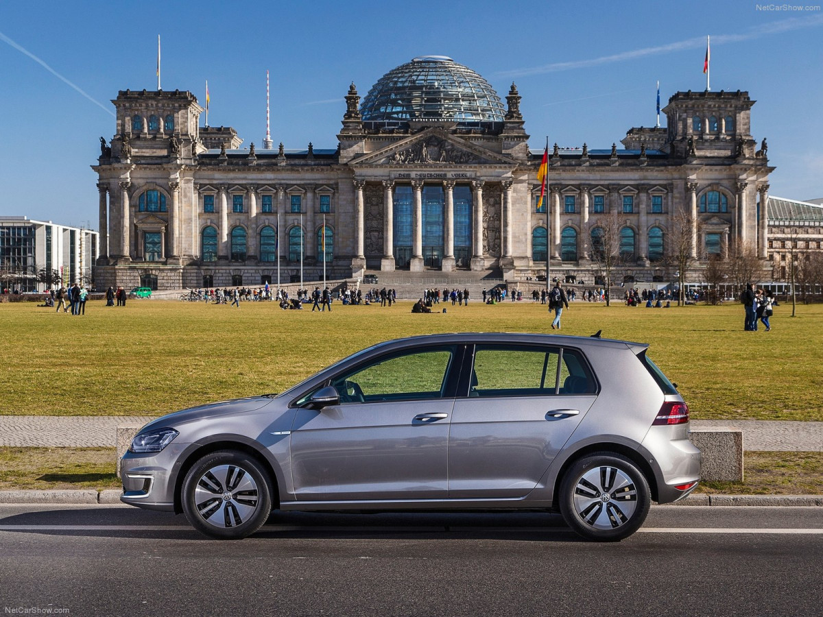 Volkswagen e-Golf фото 120284